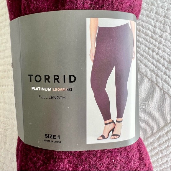 Torrid Platinum Full Length Leggings in burgundy maroon - Picture 2 of 4